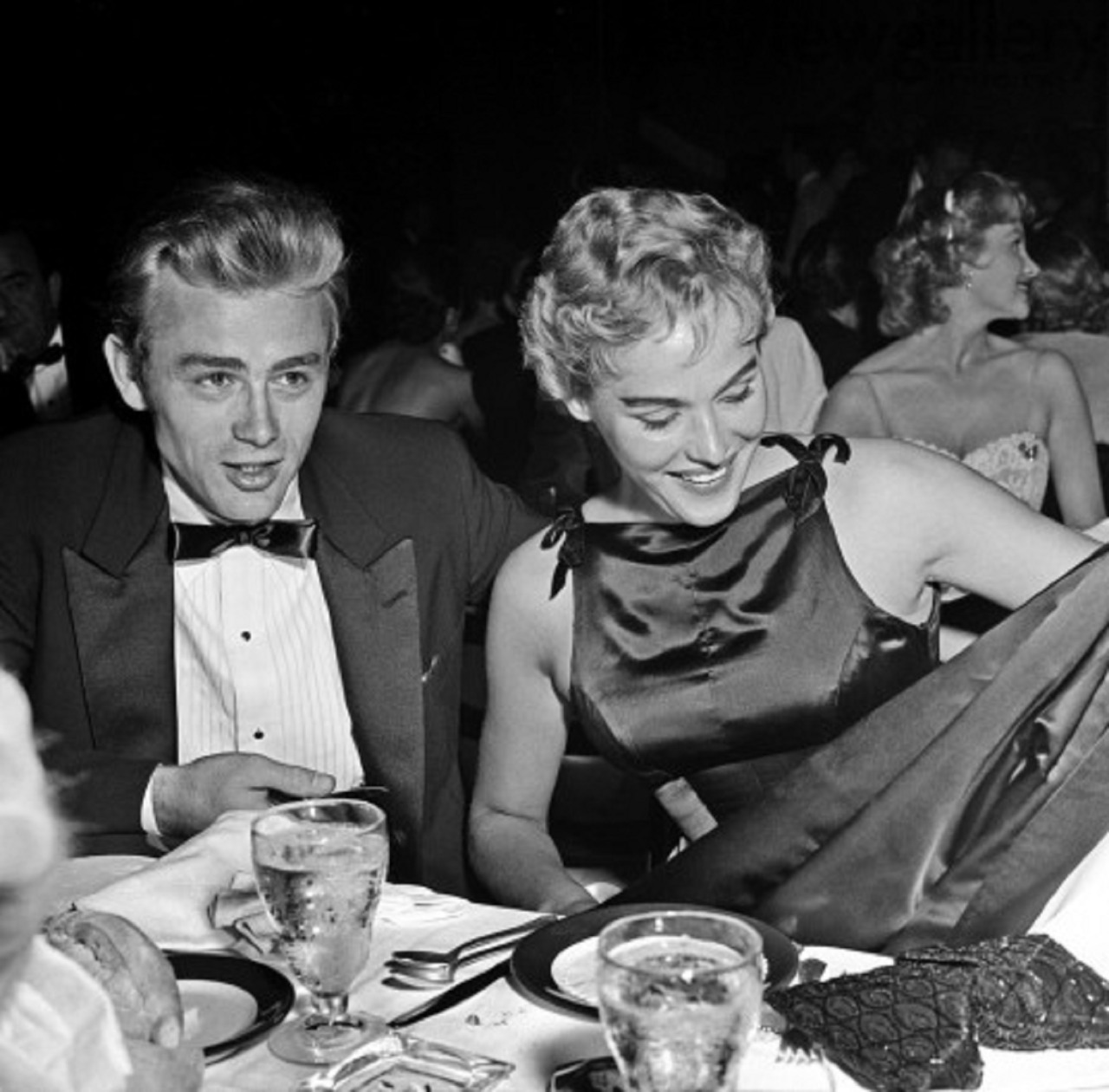 Style Icon: James Deanâ€™s Coolest Jackets | Jacket.com